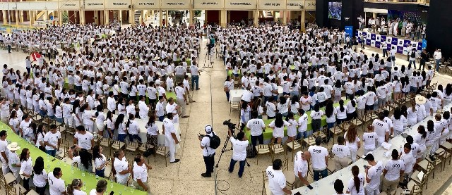 RÃ©cord Guinness: en Ica se alcanzÃ³ la degustaciÃ³n de Pisco mÃ¡s grande del mundo